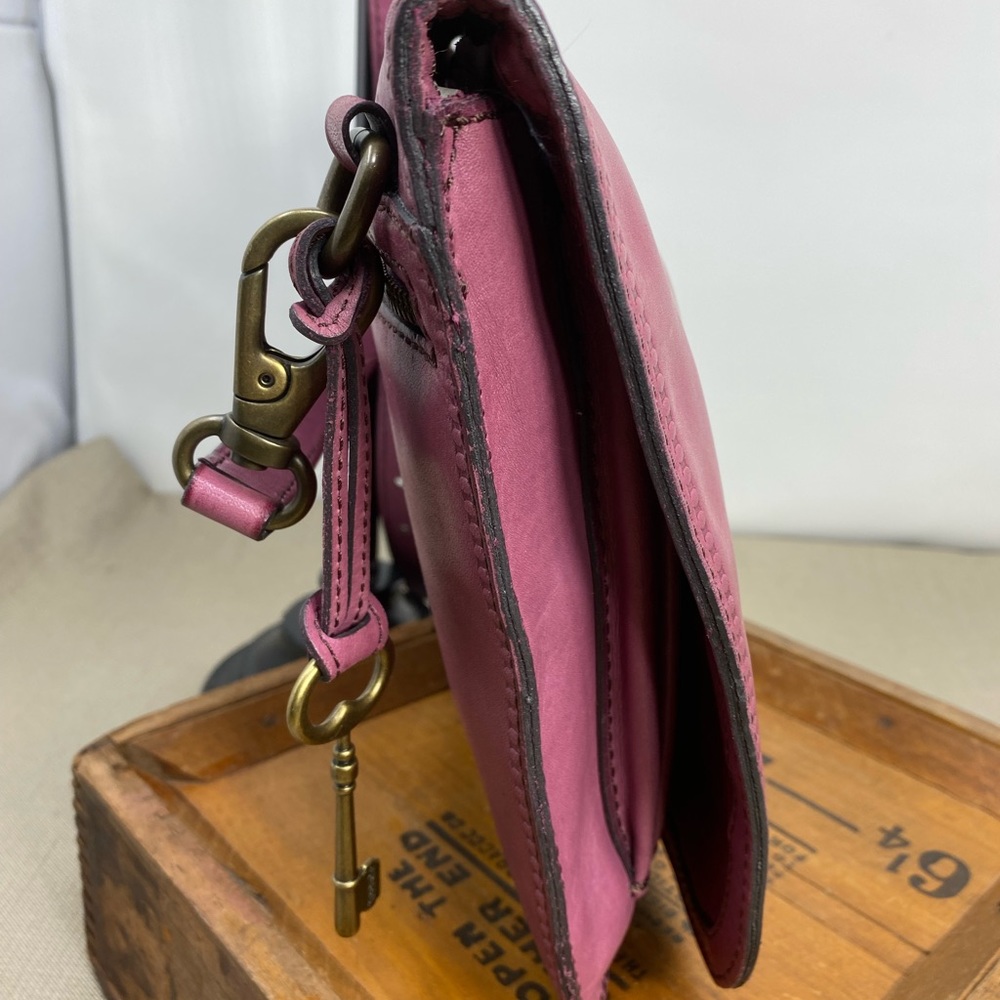 Fossil Flap Turnlock Crossbody In Raspberry - image 3